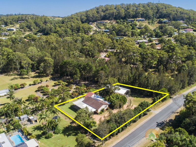 42 Emerald Heights Drive, Emerald Beach NSW 2456