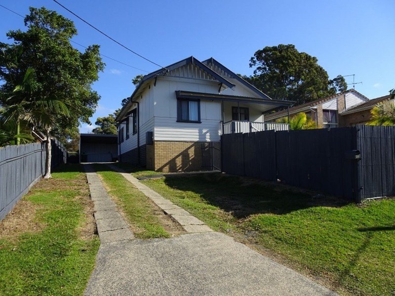 12 Mahogany Avenue, Sandy Beach NSW 2456