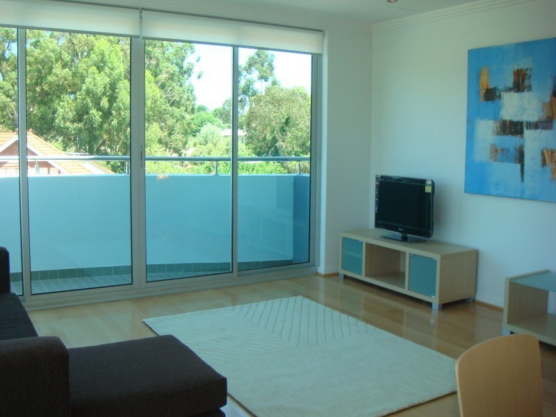 2/36 Southport Street, West Leederville WA 6007