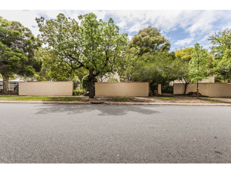 25/12 Onslow Road, Shenton Park WA 6008