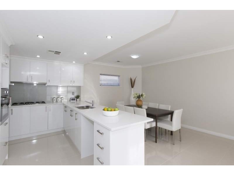 1/27 Lindfield Street, Westminster WA 6061