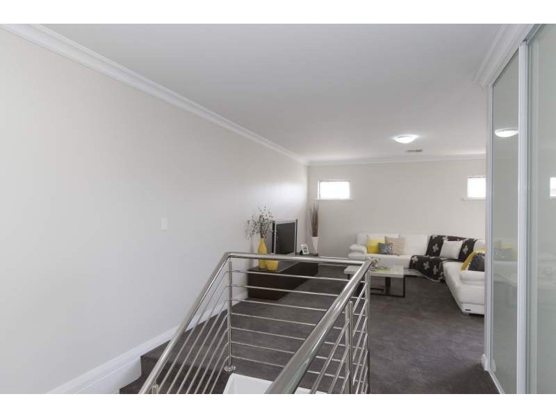 1/27 Lindfield Street, Westminster WA 6061