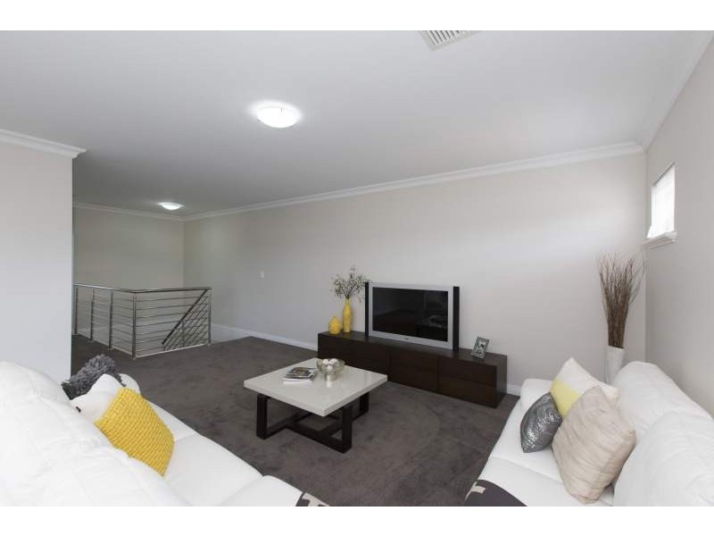 1/27 Lindfield Street, Westminster WA 6061