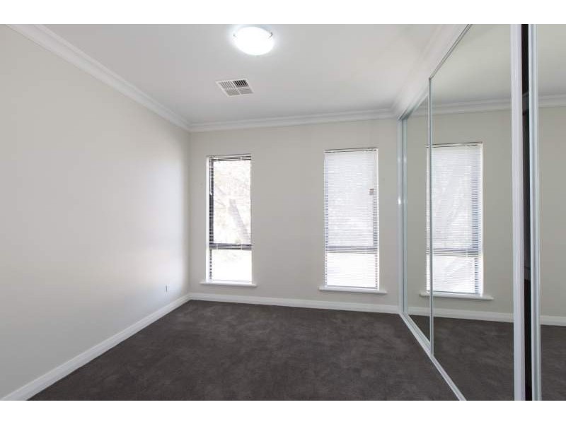 1/27 Lindfield Street, Westminster WA 6061