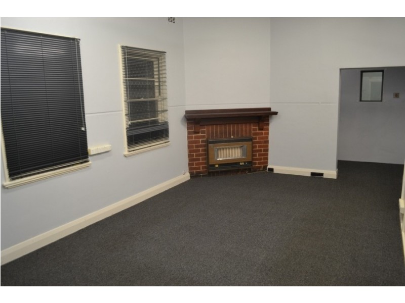 186 Eighth Avenue, Inglewood WA 6052