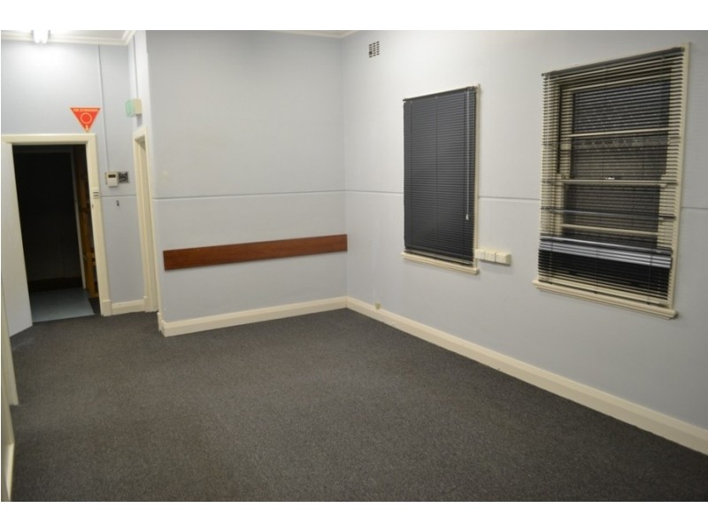 186 Eighth Avenue, Inglewood WA 6052