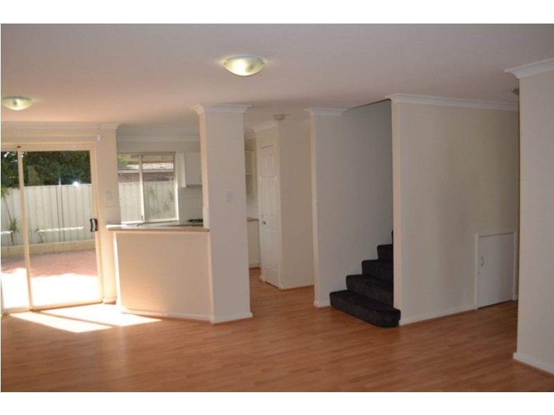 D/23 Rawlins Street, Glendalough WA 6016