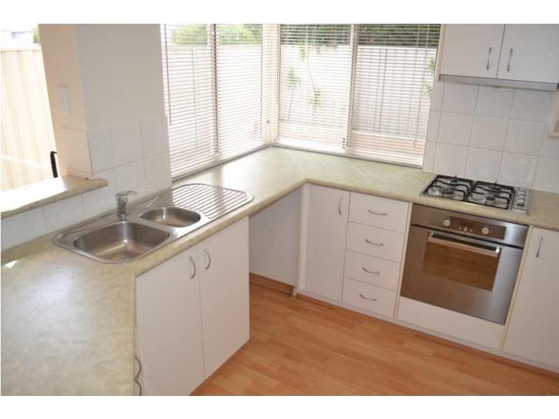 D/23 Rawlins Street, Glendalough WA 6016