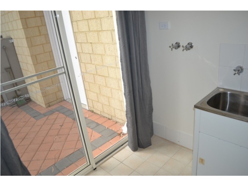 D/23 Rawlins Street, Glendalough WA 6016