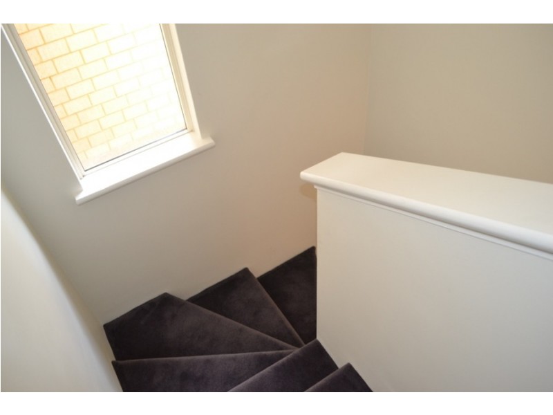 D/23 Rawlins Street, Glendalough WA 6016