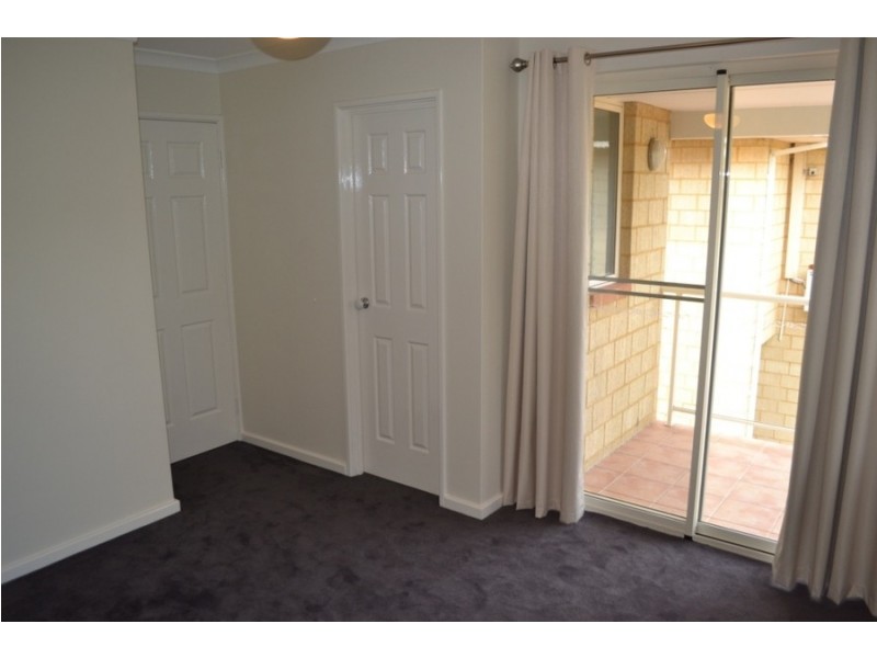 D/23 Rawlins Street, Glendalough WA 6016