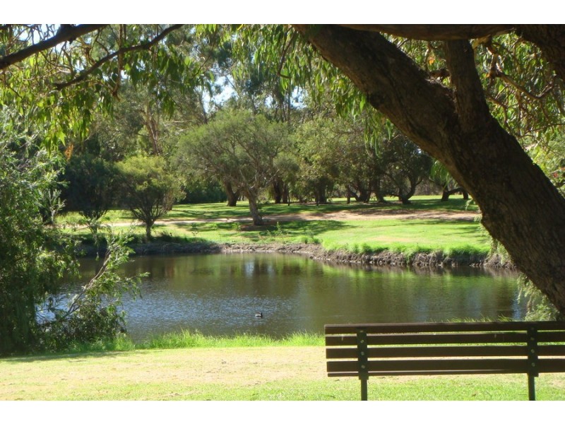 D/23 Rawlins Street, Glendalough WA 6016