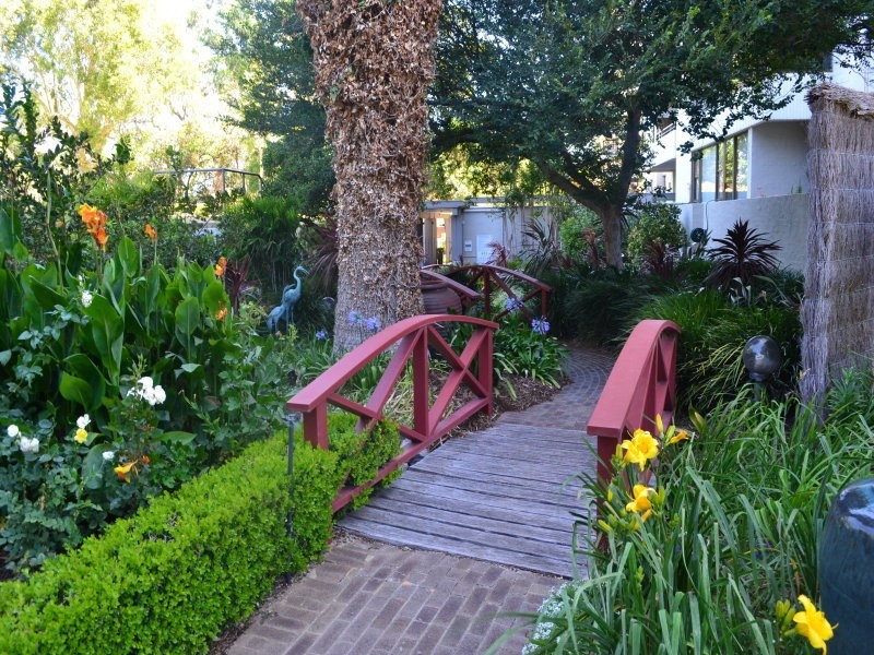 GC/16 Kings Park Avenue, Crawley WA 6009