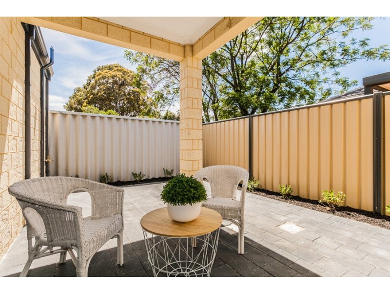 15A Hartfield Street, Queens Park WA 6107