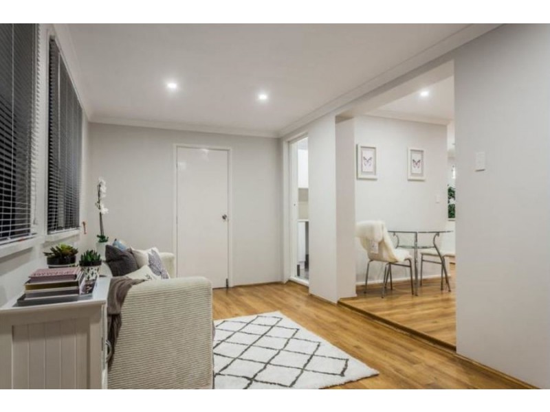 16 Saurel Way, Ferndale WA 6148