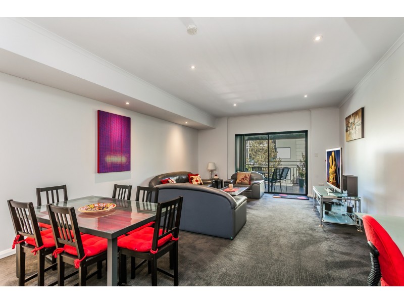 13/2 Centro Avenue, Subiaco WA 6008