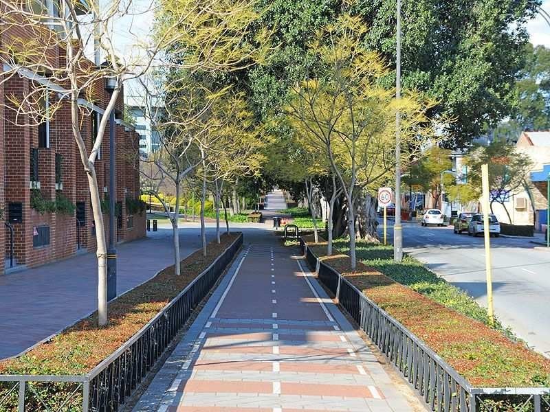 13/2 Centro Avenue, Subiaco WA 6008