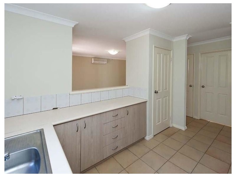 4/19 Hayes Avenue, Yokine WA 6060