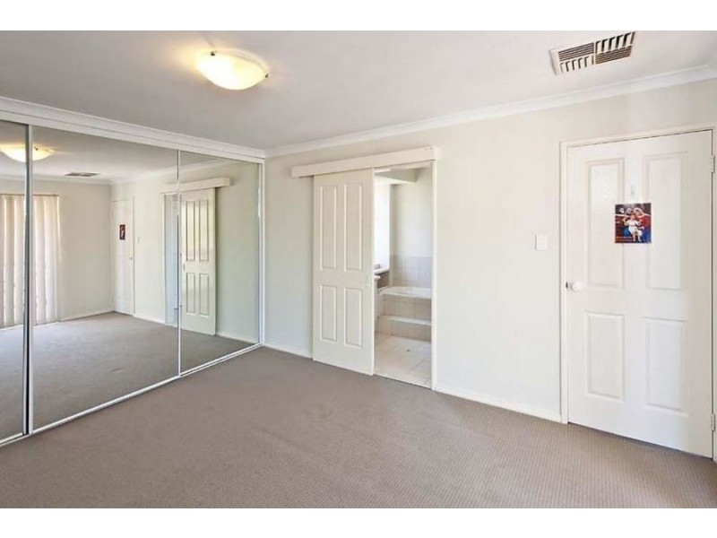 4/19 Hayes Avenue, Yokine WA 6060