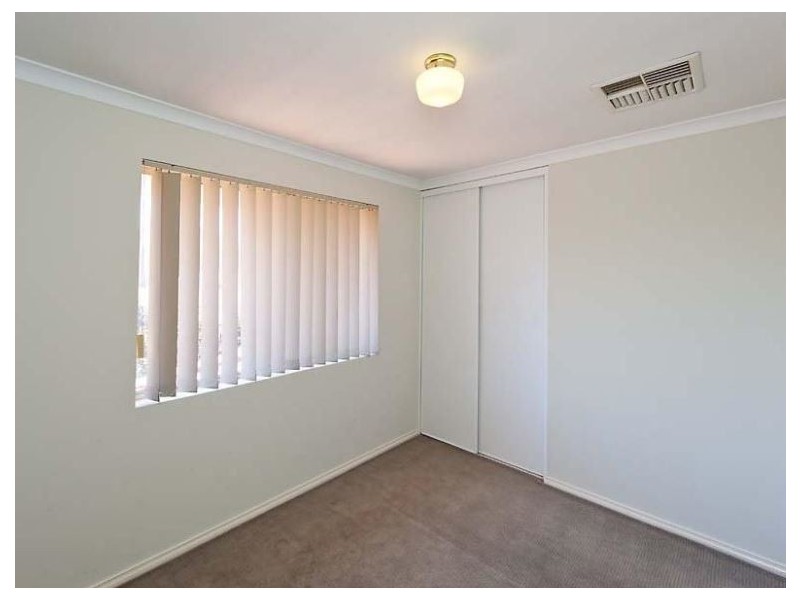 4/19 Hayes Avenue, Yokine WA 6060