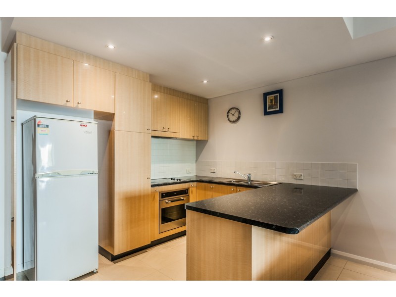 13/2 Centro Avenue, Subiaco WA 6008