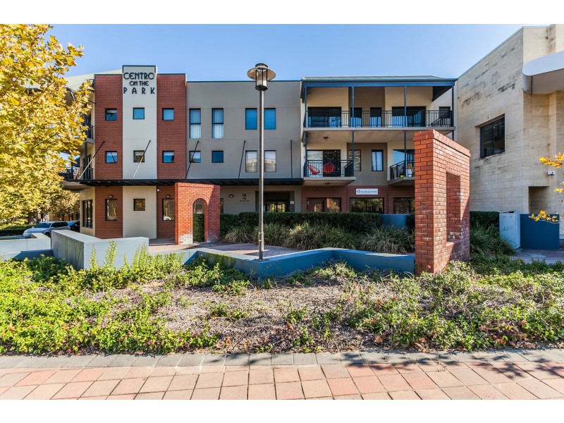 13/2 Centro Avenue, Subiaco WA 6008