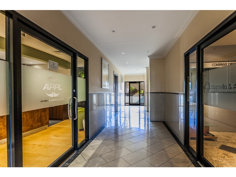 13/2 Centro Avenue, Subiaco WA 6008