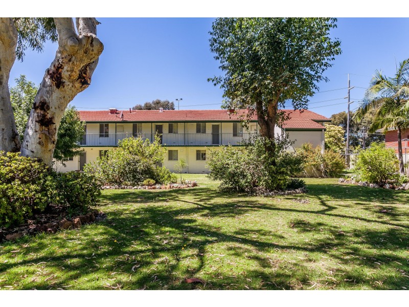 16/379 Hector Street, Yokine WA 6060