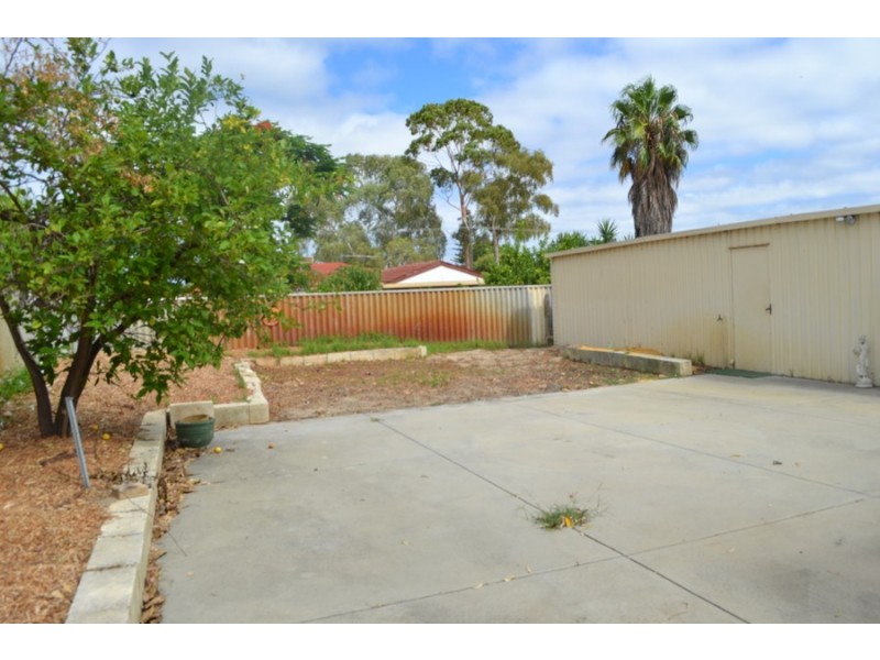 10 Gale Street, Langford WA 6147