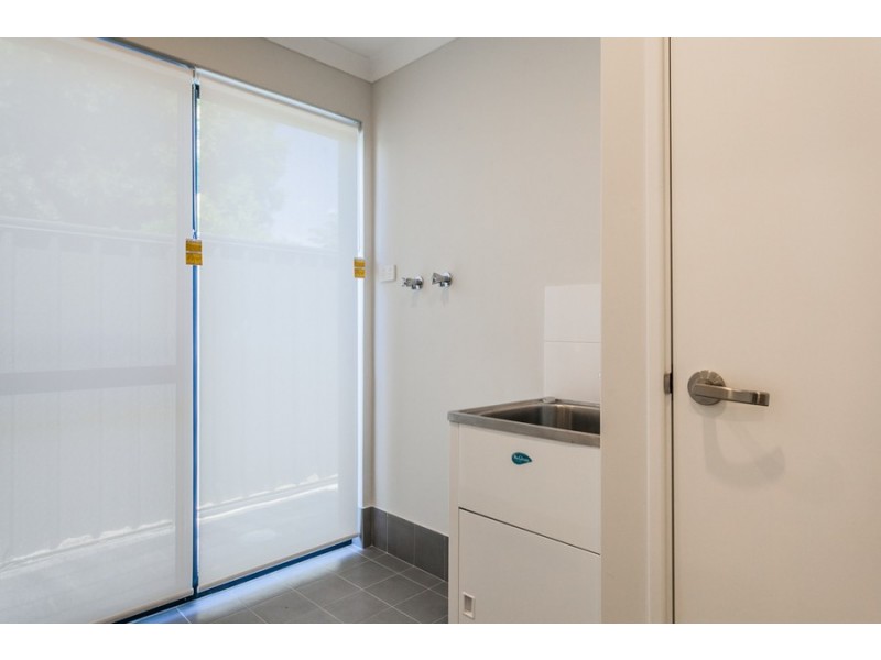 15A Hartfield Street, Queens Park WA 6107