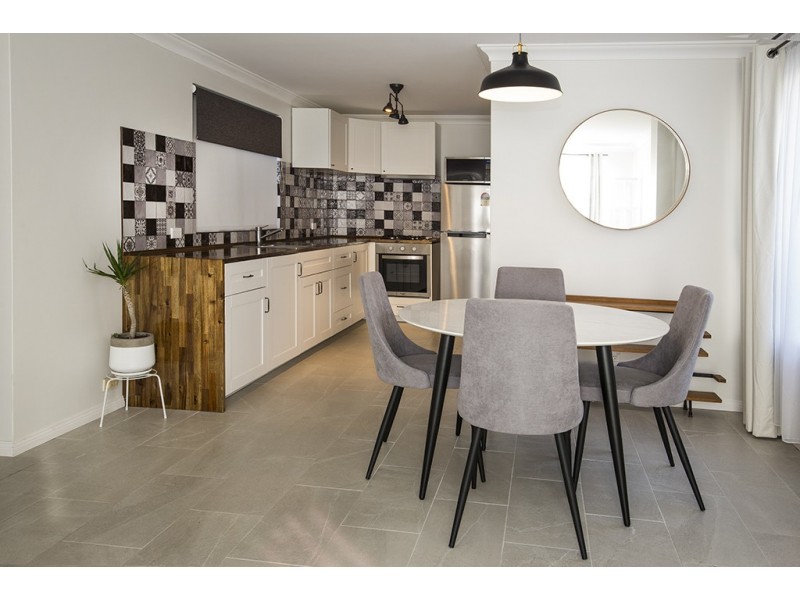 2/29 Pollard Street, Glendalough WA 6016