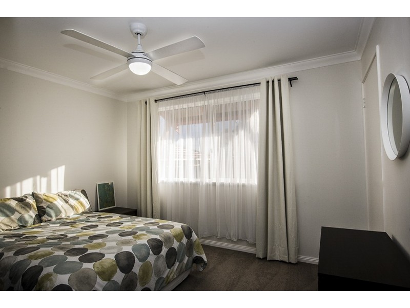 2/29 Pollard Street, Glendalough WA 6016