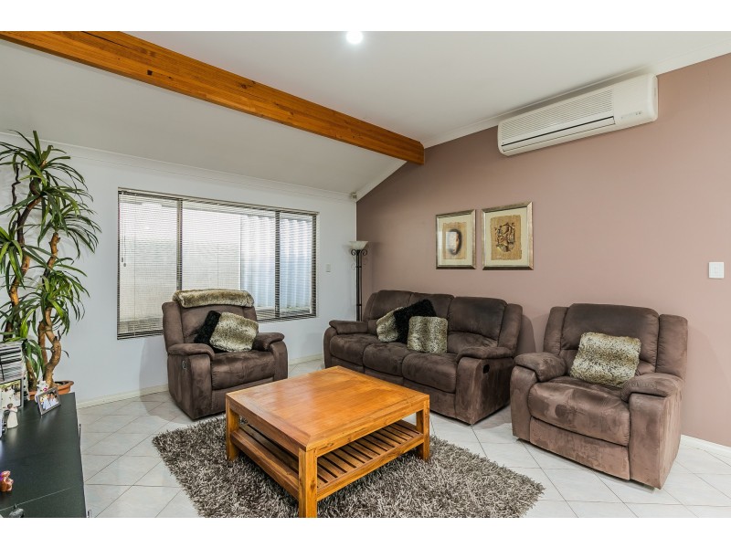 8 Longwood Mews, Landsdale WA 6065