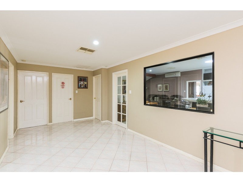 8 Longwood Mews, Landsdale WA 6065