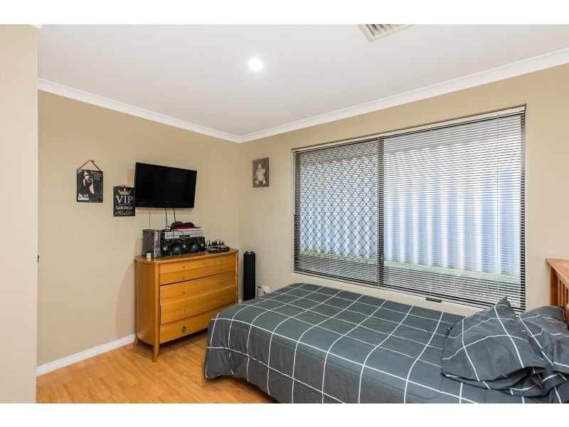 8 Longwood Mews, Landsdale WA 6065