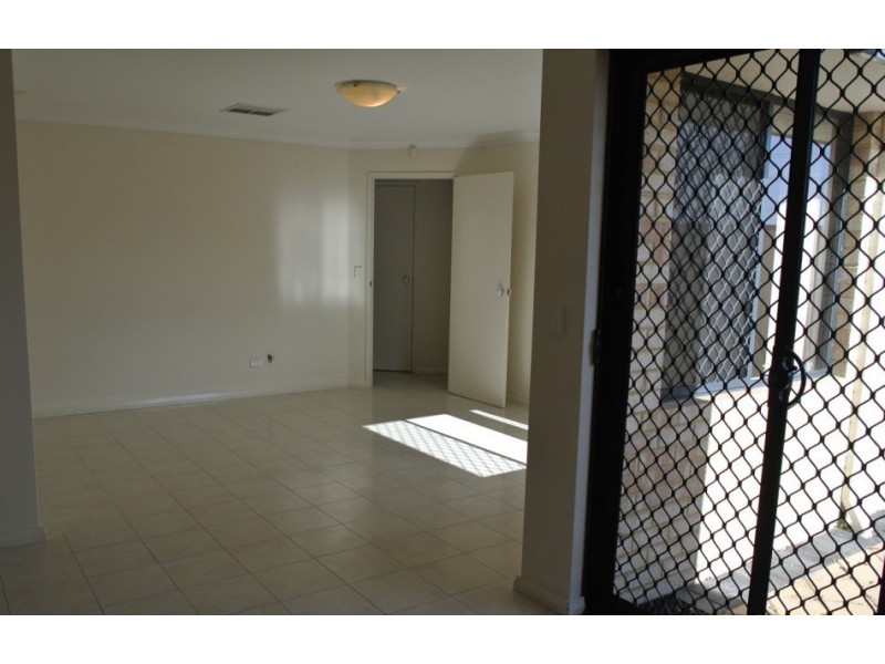35D Vermont Street, Nollamara WA 6061