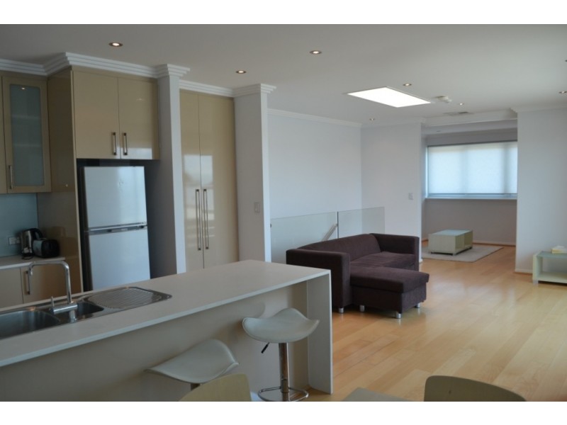 1/36 Southport Street, West Leederville WA 6007