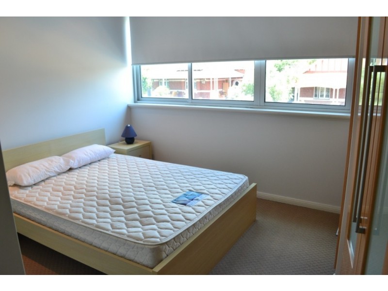 1/36 Southport Street, West Leederville WA 6007