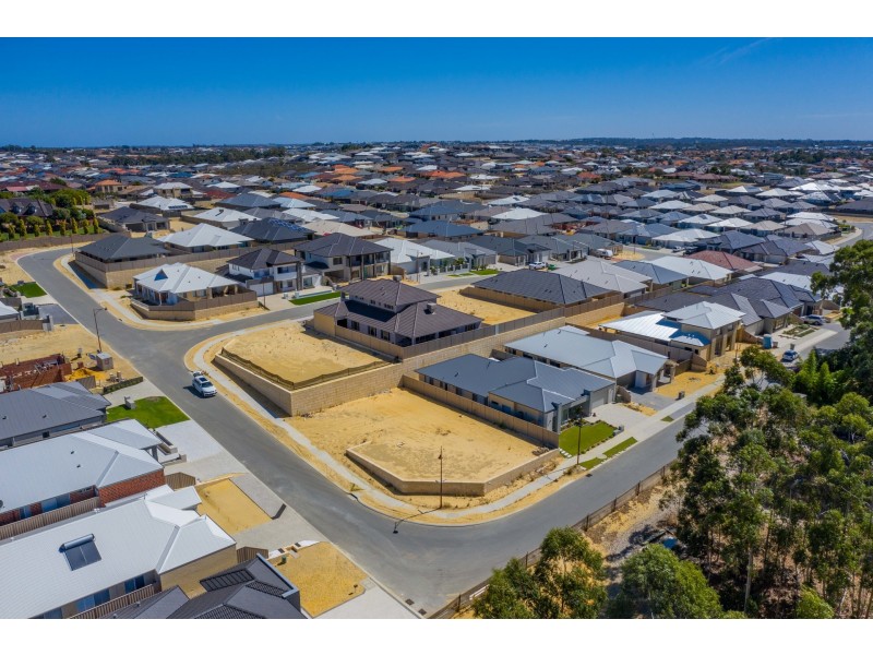 21 Gallica Way, Landsdale WA 6065