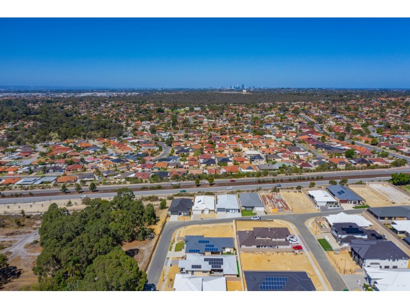 21 Gallica Way, Landsdale WA 6065