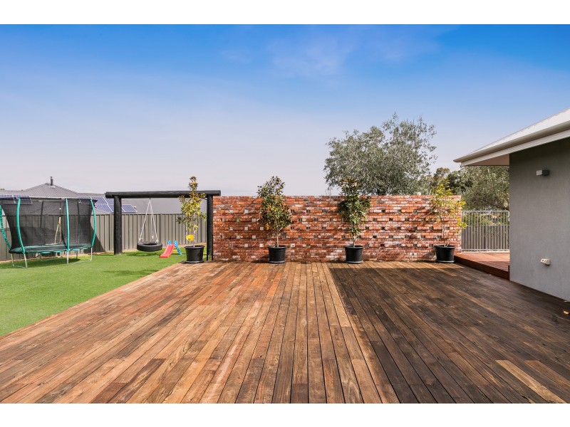 25 Orangedale Road, Lesmurdie WA 6076