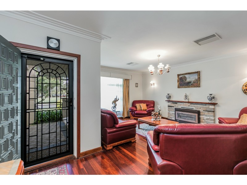 15 Davena Street, Dianella WA 6059