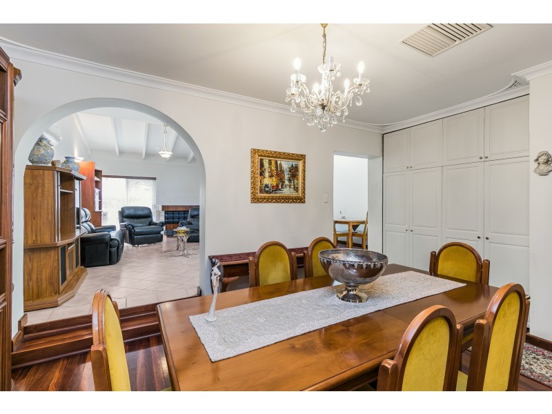 15 Davena Street, Dianella WA 6059