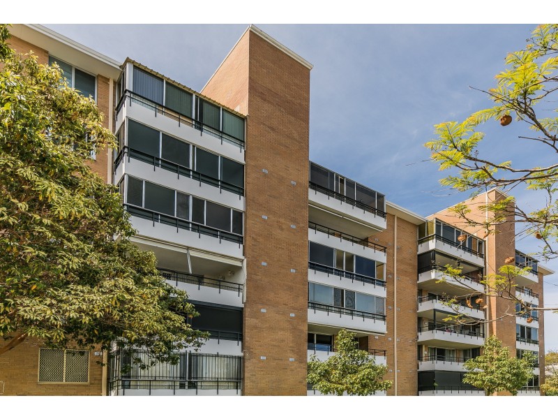 44/48 McMaster Street, Victoria Park WA 6100