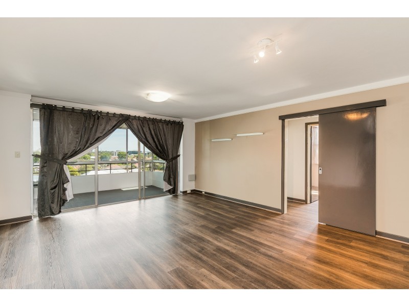 44/48 McMaster Street, Victoria Park WA 6100