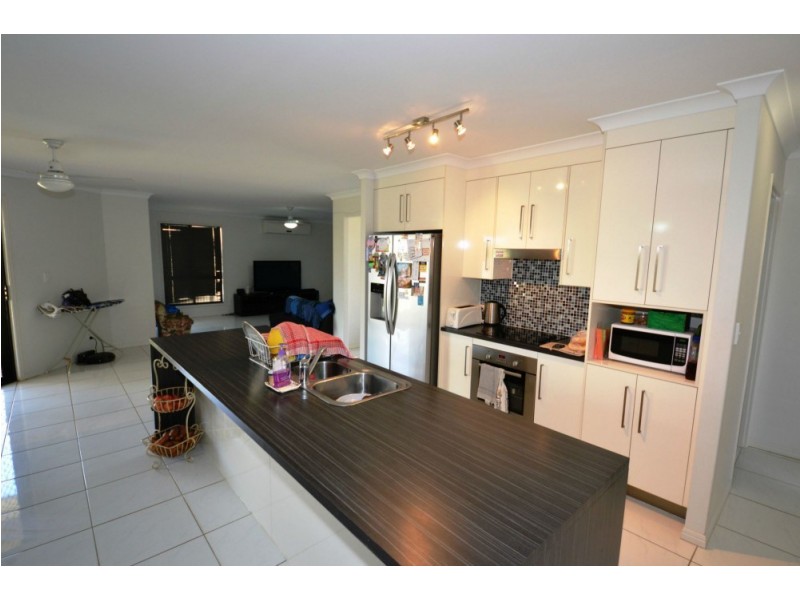 103 Lucas Street, Gracemere QLD 4702