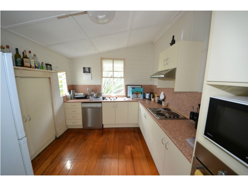 298 Murray Street, Allenstown QLD 4700
