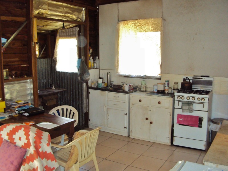 27 Gordon Lane, Walterhall QLD 4714