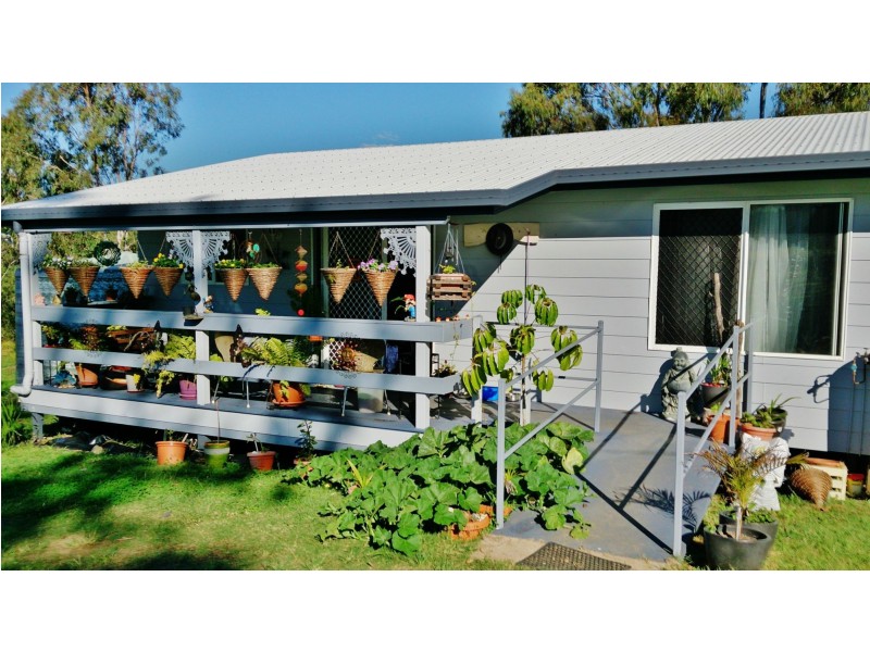 29 Gordon Lane, Walterhall QLD 4714