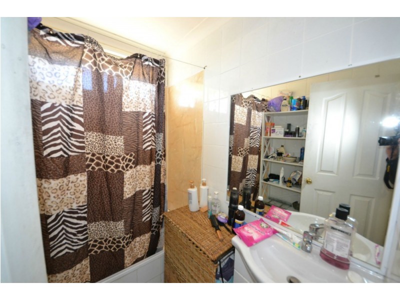 3 Peters Street, Gracemere QLD 4702